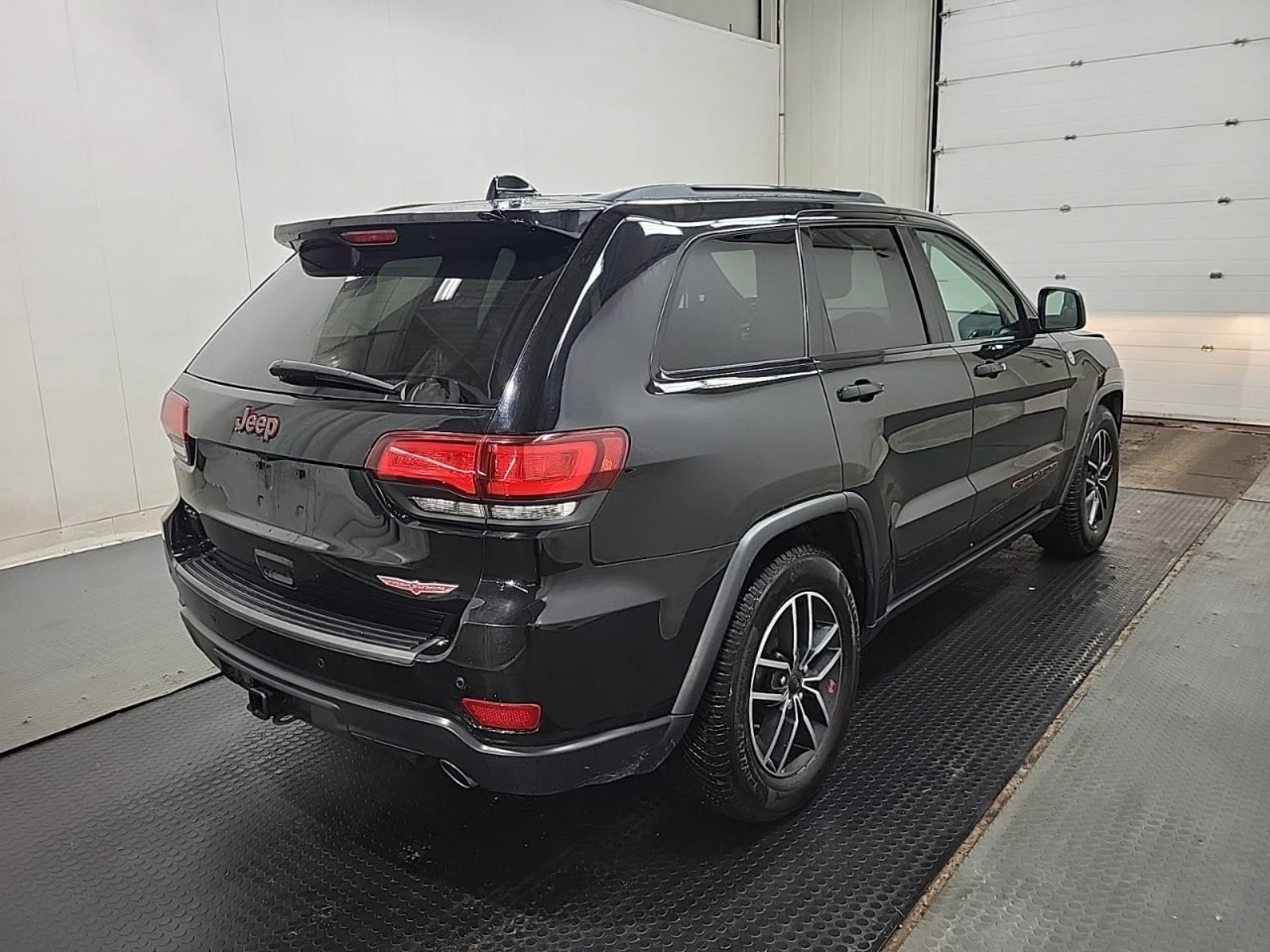 Jeep Grand cherokee 2019 TRAILHAWK * АВТО КРЕДИТ* * ПЕРФЕКТНА*  - изображение 4
