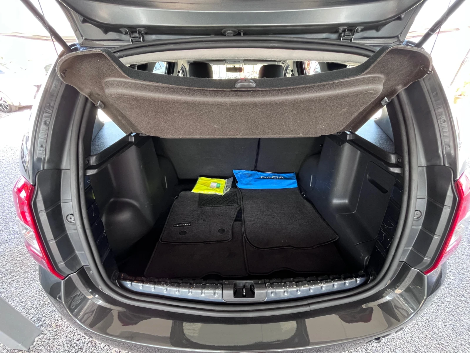 Dacia Duster 1.5DCI / Ambience / Facelift  | Mobile.bg   15