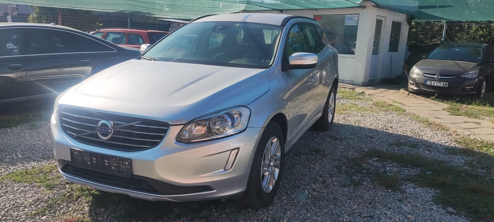 Volvo XC60 2.0d - изображение 10