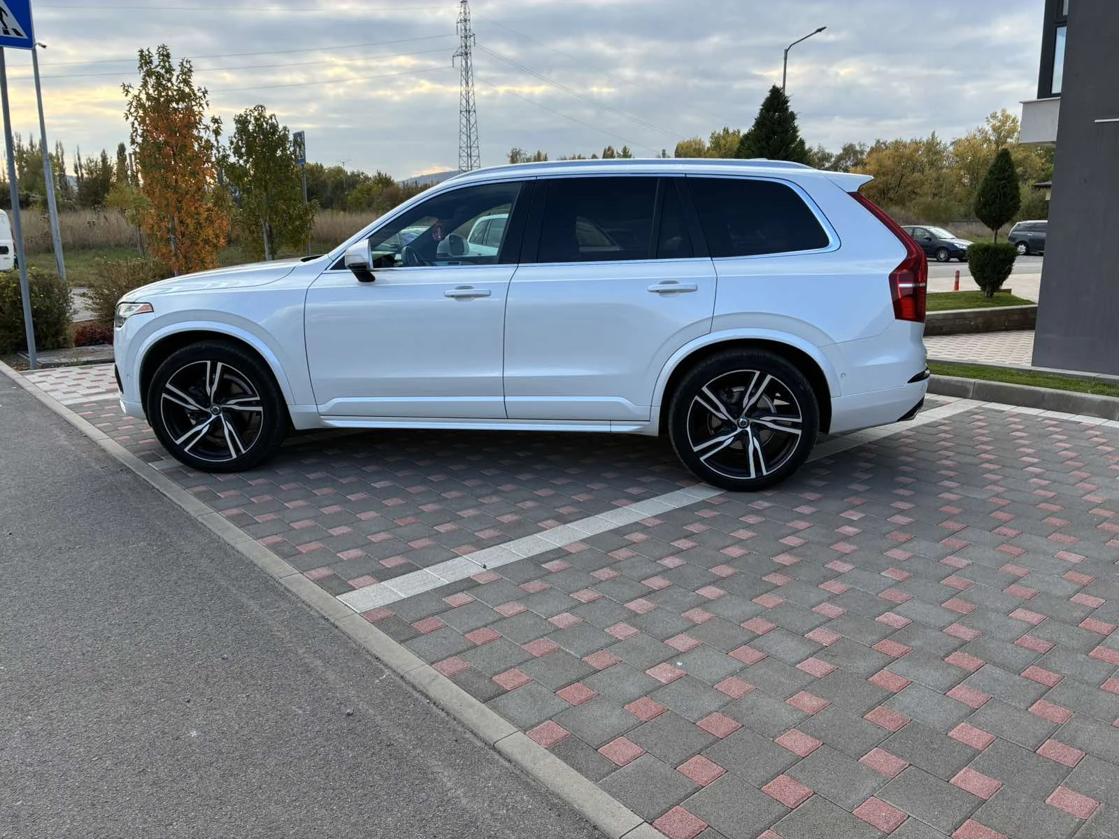 Volvo Xc90 R-DISIGN  T6 - изображение 4