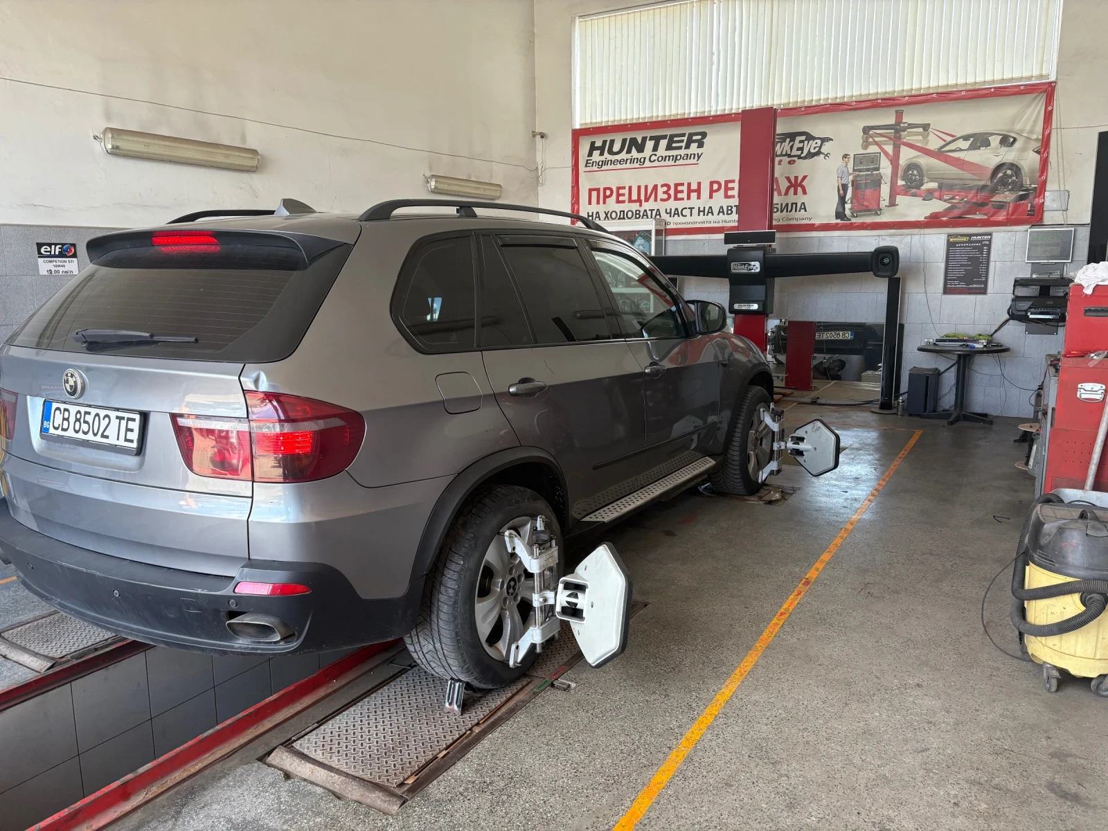 BMW X5 4.8 - изображение 5