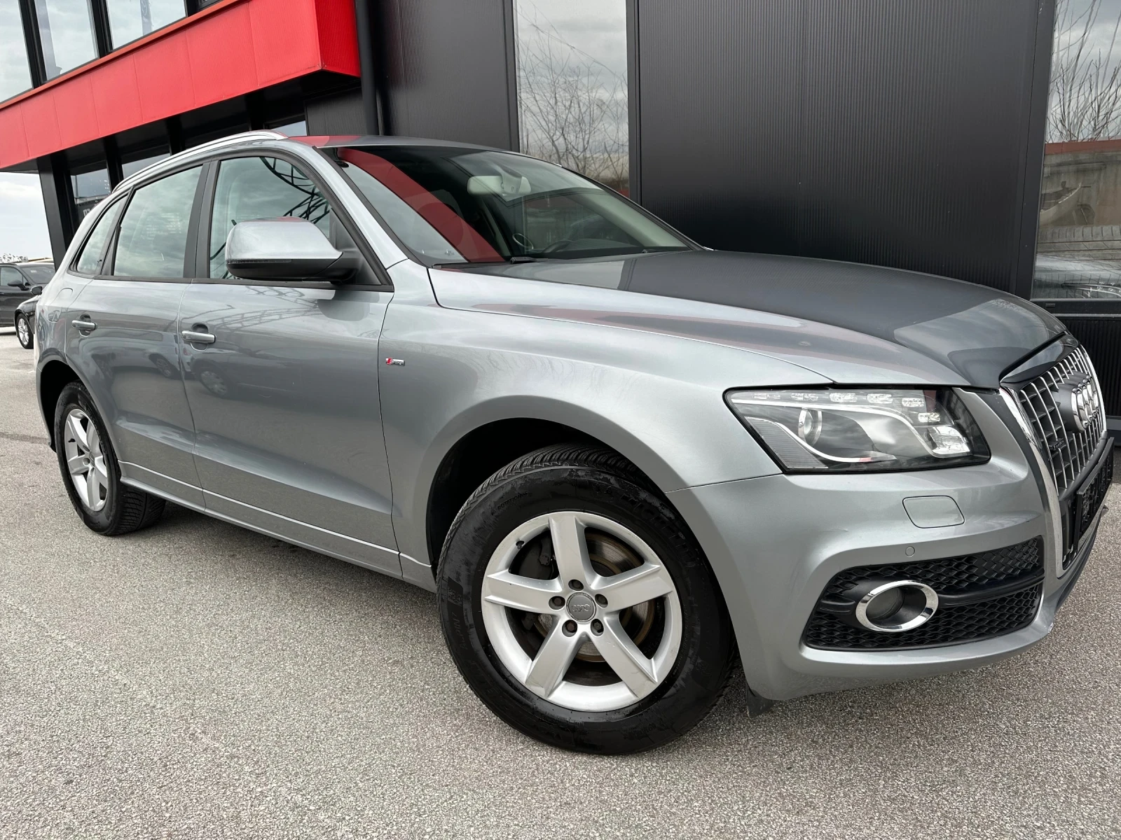 Audi Q5 2, 0tgi S-line, Led, Kожен Сал.Kameра.Сервиз. Исто - изображение 3