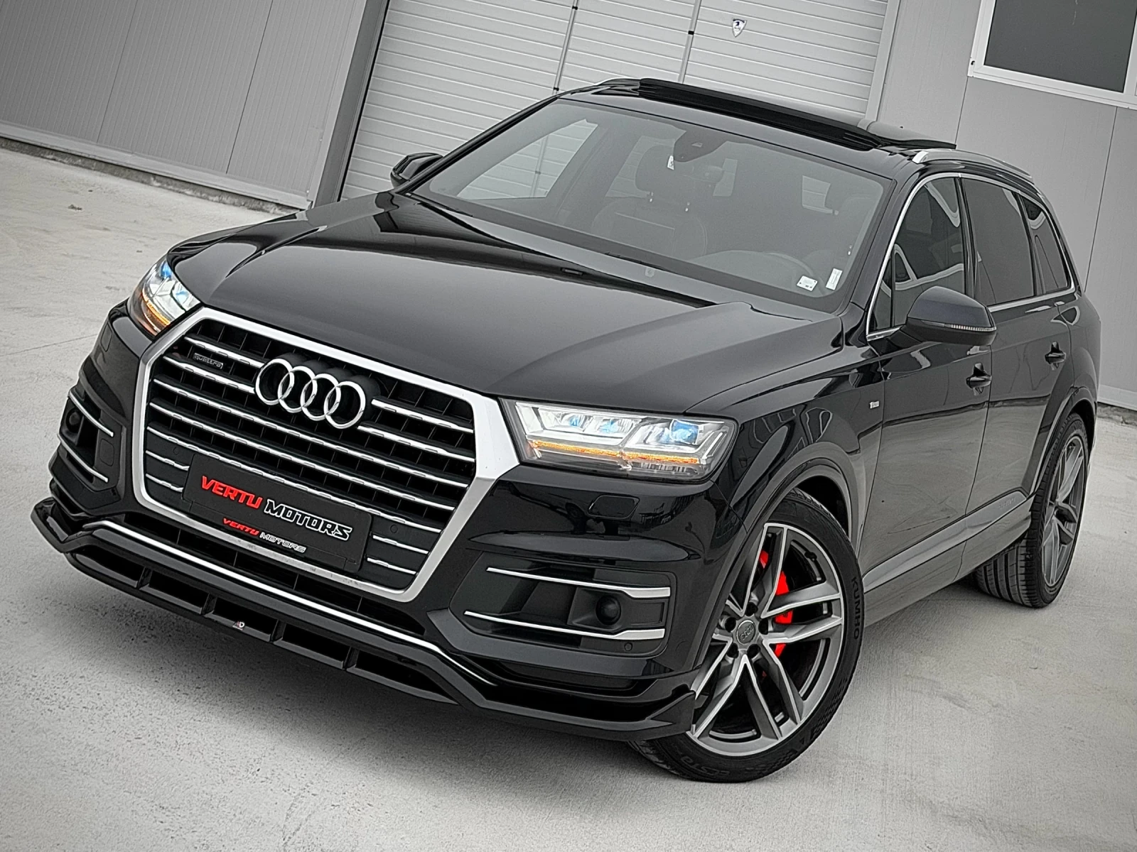 Audi Q7 3.0TDI/ 6+ 1/ PANO/ 3xTV/ 3xS-Line/ FULL LED, снимка 2 - Автомобили и джипове - 53739199