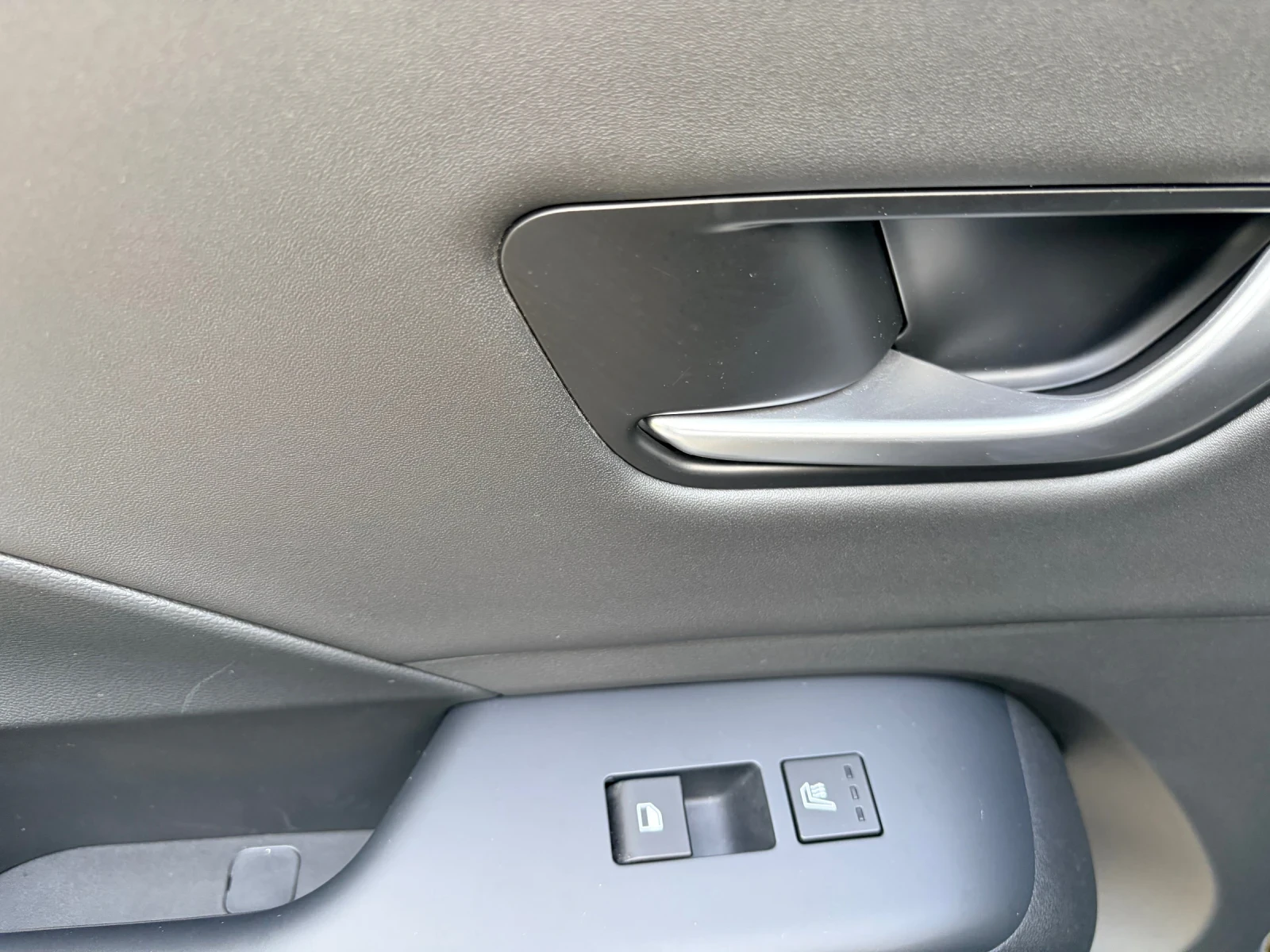 Hyundai Kona /2000km/!!!NEW LIMITED MODEL!!! 65kw 218kc FUL!!!, снимка 14 - Автомобили и джипове - 54230218