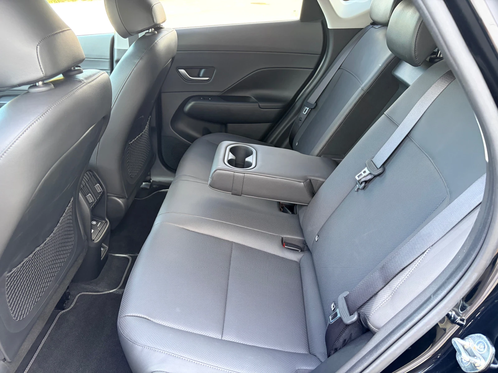 Hyundai Kona /2000km/!!!NEW LIMITED MODEL!!! 65kw 218kc FUL!!!, снимка 16 - Автомобили и джипове - 54230218