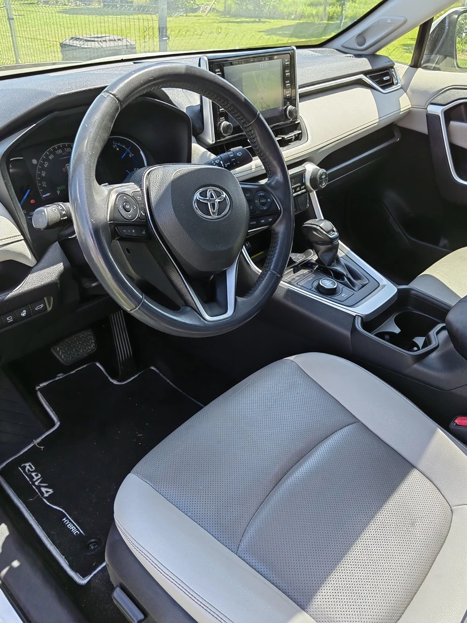 Toyota Rav4 Premium Plus, Цвят:070-White Pearl CS, снимка 2 - Автомобили и джипове - 54789313