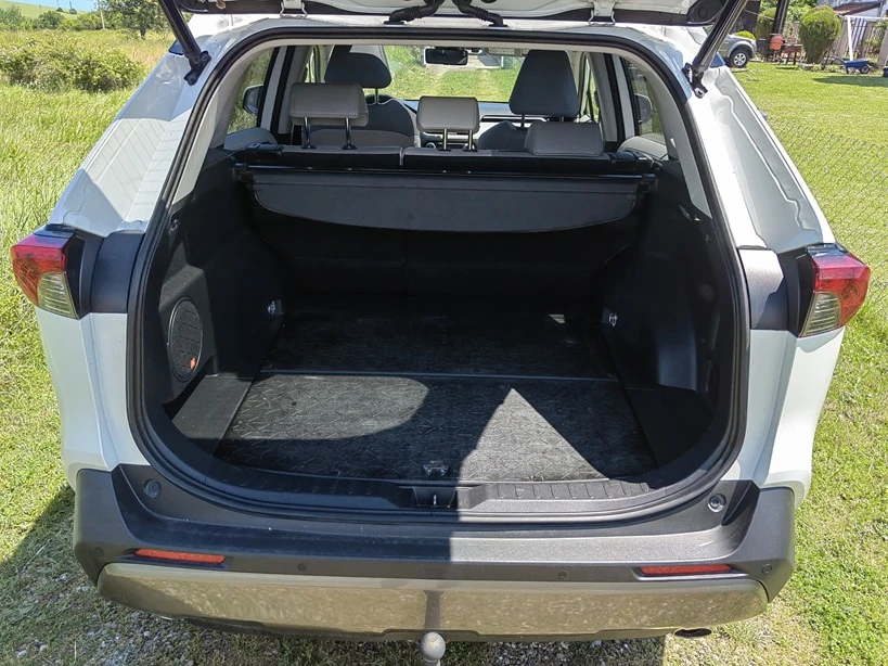 Toyota Rav4 Premium Plus, Цвят:070-White Pearl CS, снимка 7 - Автомобили и джипове - 54789313
