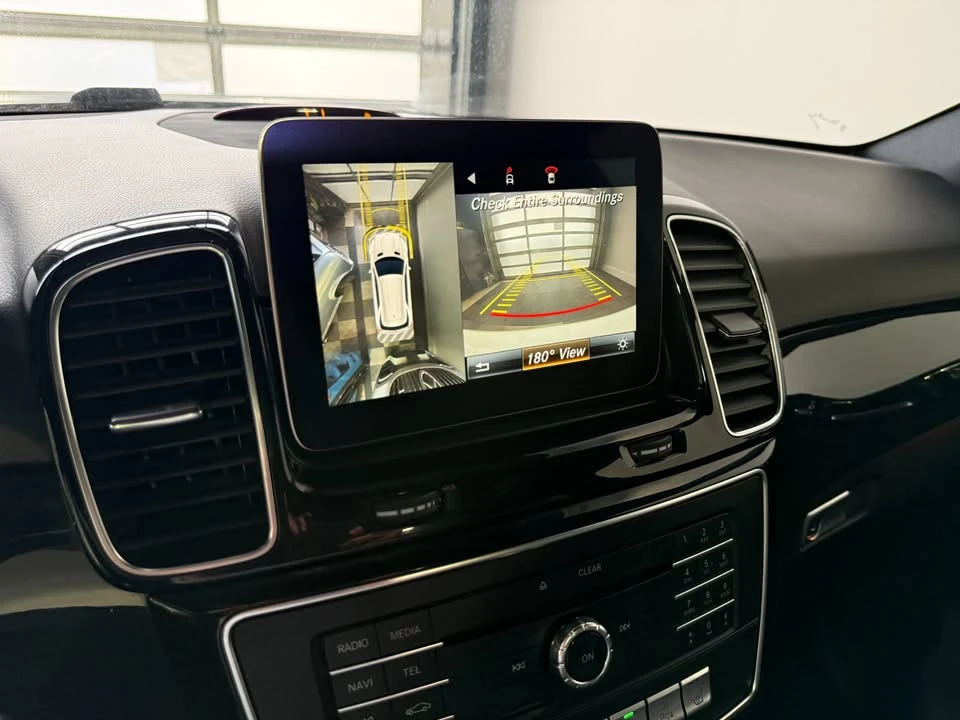 Mercedes-Benz GLE 350 * DIESEL * AMG PACK * 360 CAMERA * ACCIDENT-FREE *, снимка 13 - Автомобили и джипове - 55220386