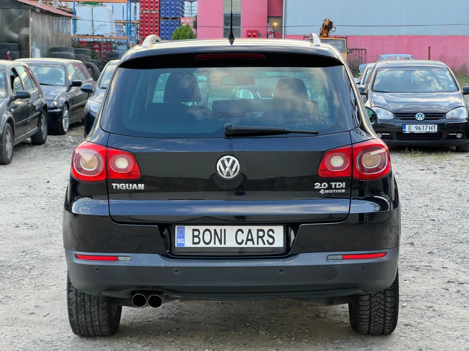 VW Tiguan 2.0TDI-140к.с./4х4/ Автомат/ Панорама/EURO 5, снимка 6 - Автомобили и джипове - 55562375