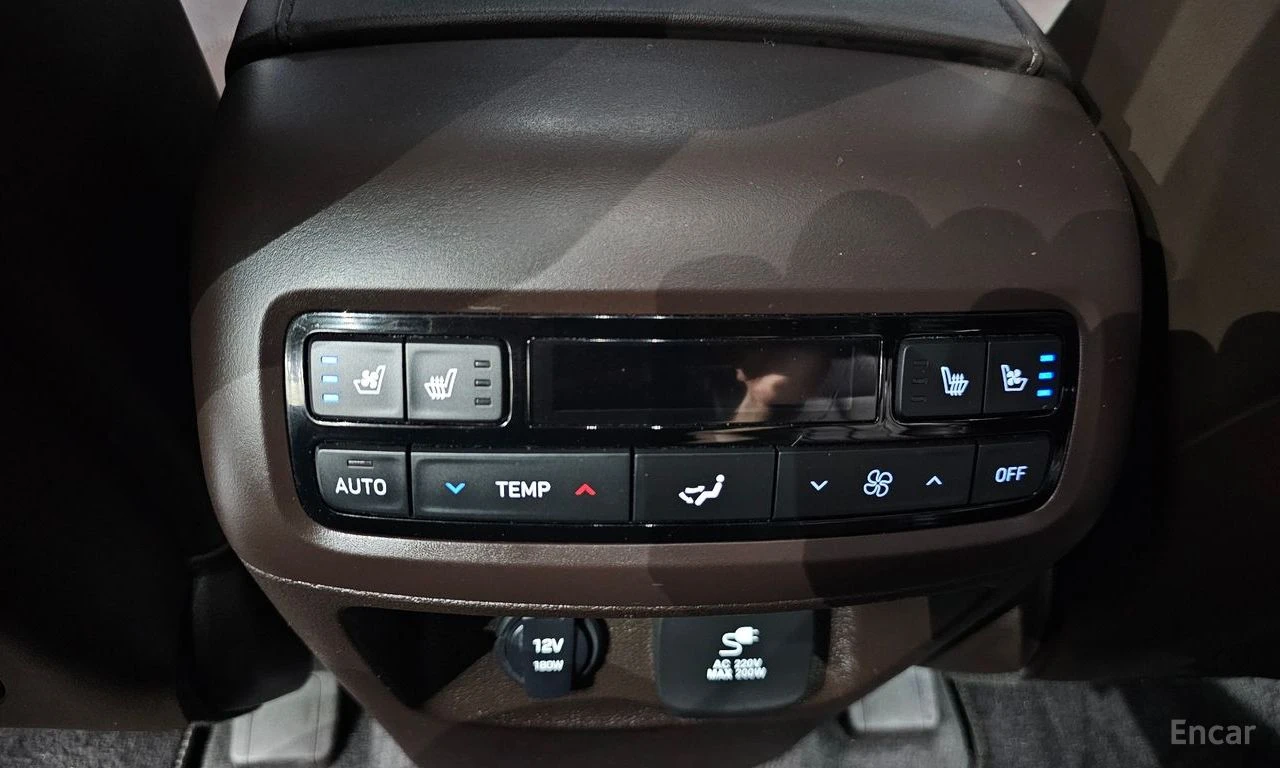Hyundai Palisade 3.8 Calligraphy 4x4* DISTRONIC* 360* ХЕДЪП* МАСАЖ*, снимка 16 - Автомобили и джипове - 55666347