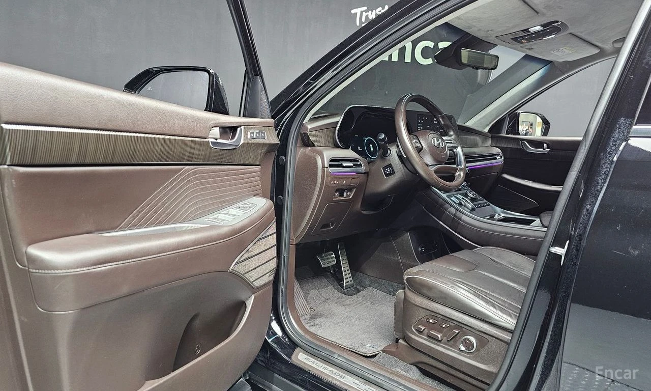Hyundai Palisade 3.8 Calligraphy 4x4* DISTRONIC* 360* ХЕДЪП* МАСАЖ*, снимка 6 - Автомобили и джипове - 55666347