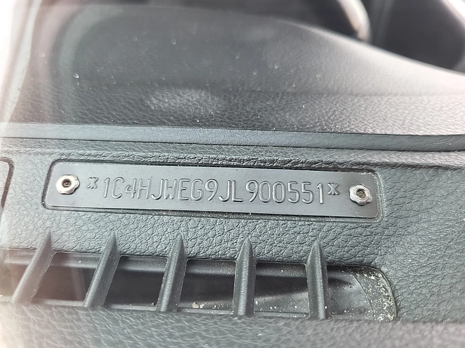 Jeep Wrangler 4x4 Sahara * CARFAX * ��������������� *  | Mobile.bg � ����������� 17