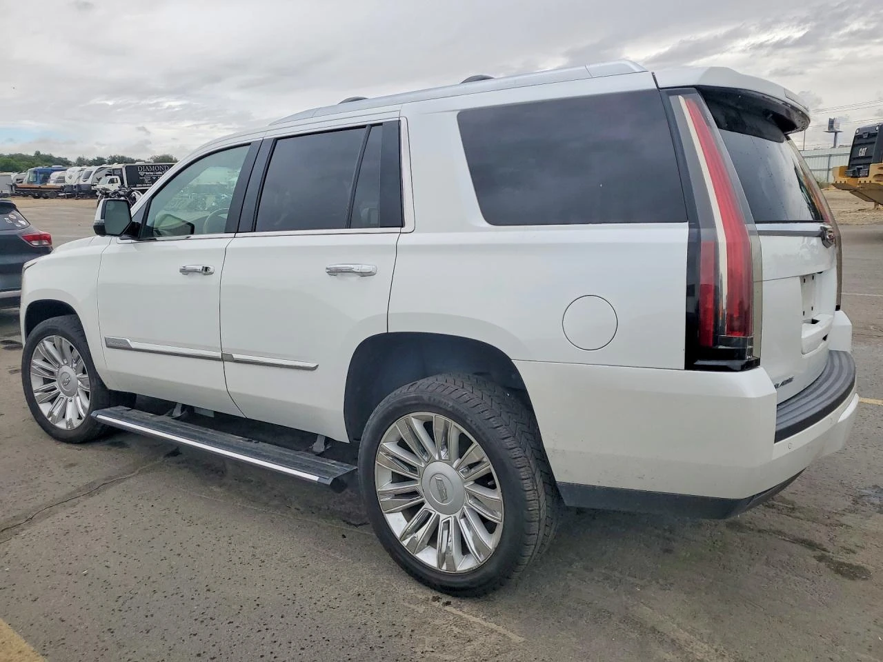 Cadillac Escalade 6.2l Platinum, снимка 2 - Автомобили и джипове - 56224410