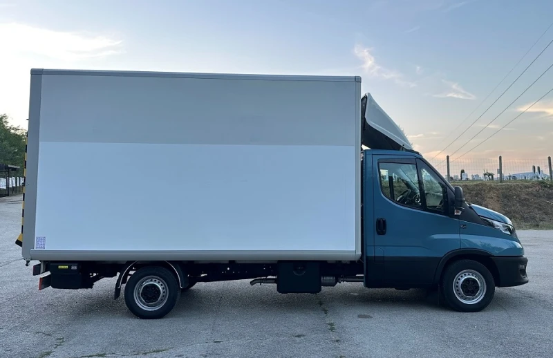 Iveco 35S18 3.0L* HI-MATIC* БОРД* КЛИМА* 4.10м МЕЖДУОСИЕ, снимка 4 - Бусове и автобуси - 51598344