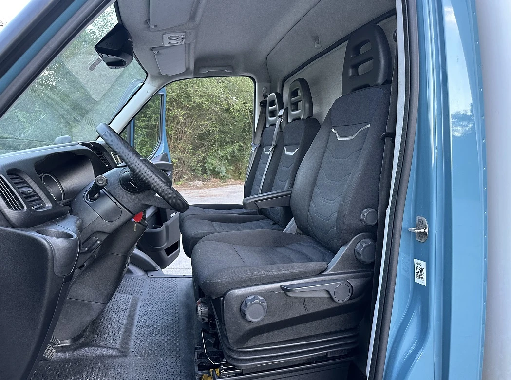 Iveco Daily 35S18* HI-MATIC* БОРД* КЛИМА* 4.10м МЕЖДУОСИЕ - изображение 9
