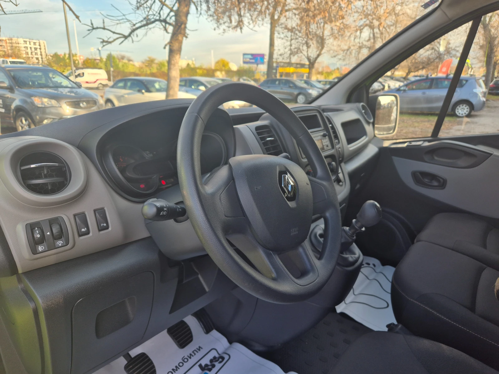 Renault Trafic 1.6DCI 6  EURO6B  | Mobile.bg   10