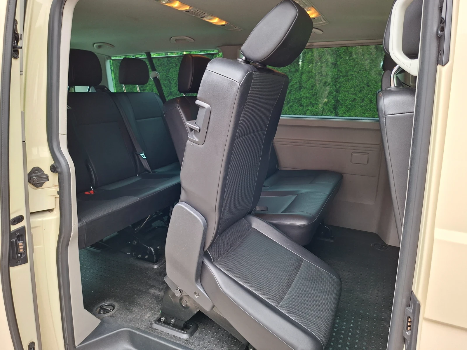 VW Caravelle Automatic 8+ 1, снимка 7 - Бусове и автобуси - 53749826