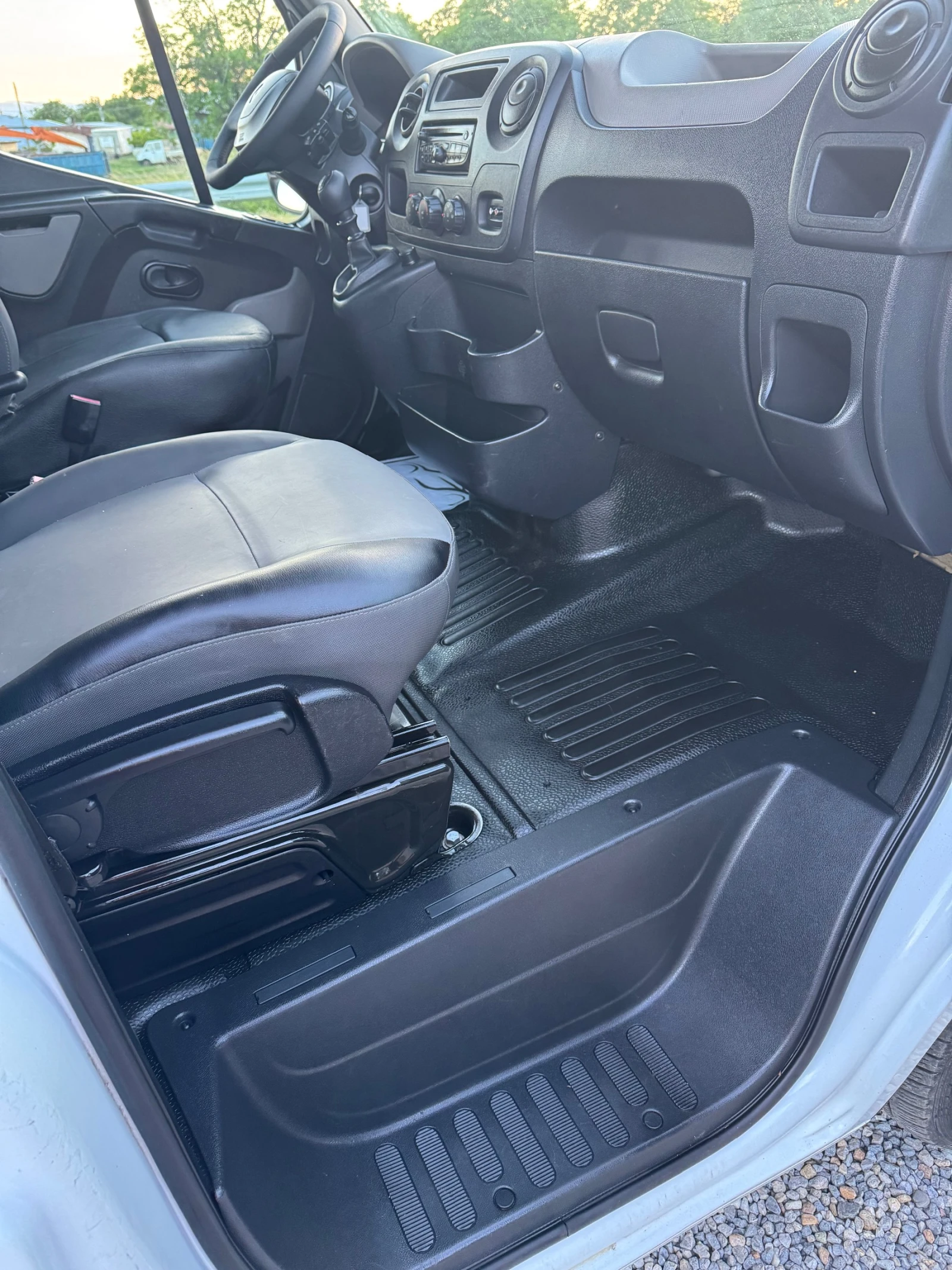 Renault Master 2.3HPI* 3.80д до 3.5Т* Климатик* Бордови* 7м* Б-КА, снимка 15 - Бусове и автобуси - 54721378