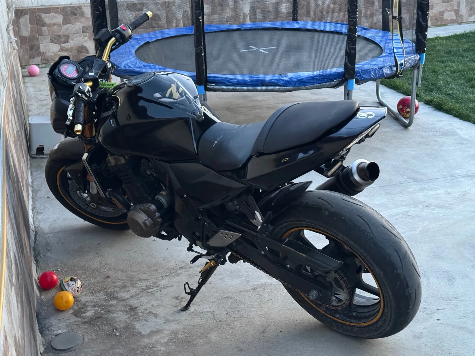 Kawasaki Z 750, снимка 3 - Мотоциклети и мототехника - 55887104