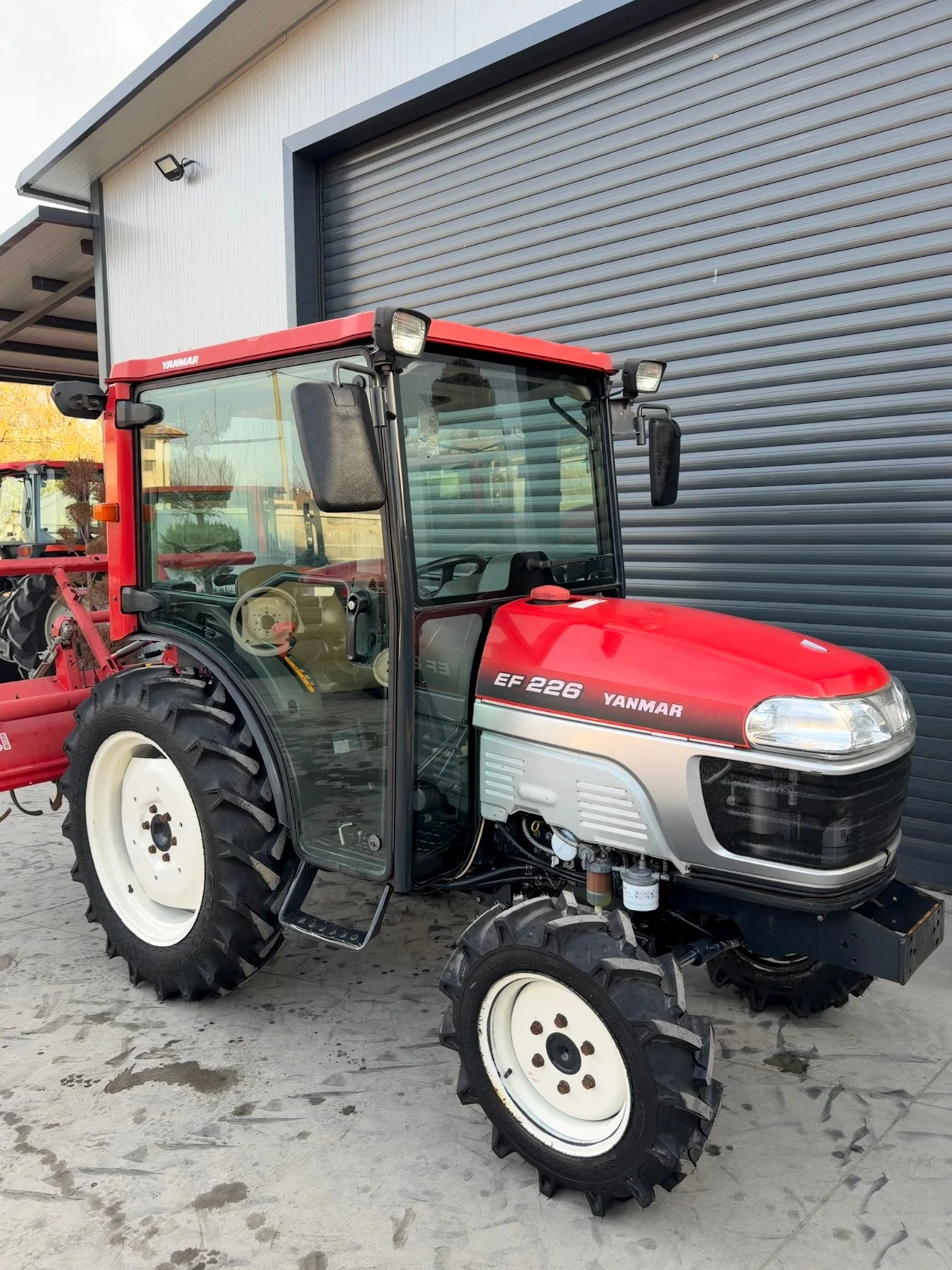 Трактор Yanmar EF226, снимка 1