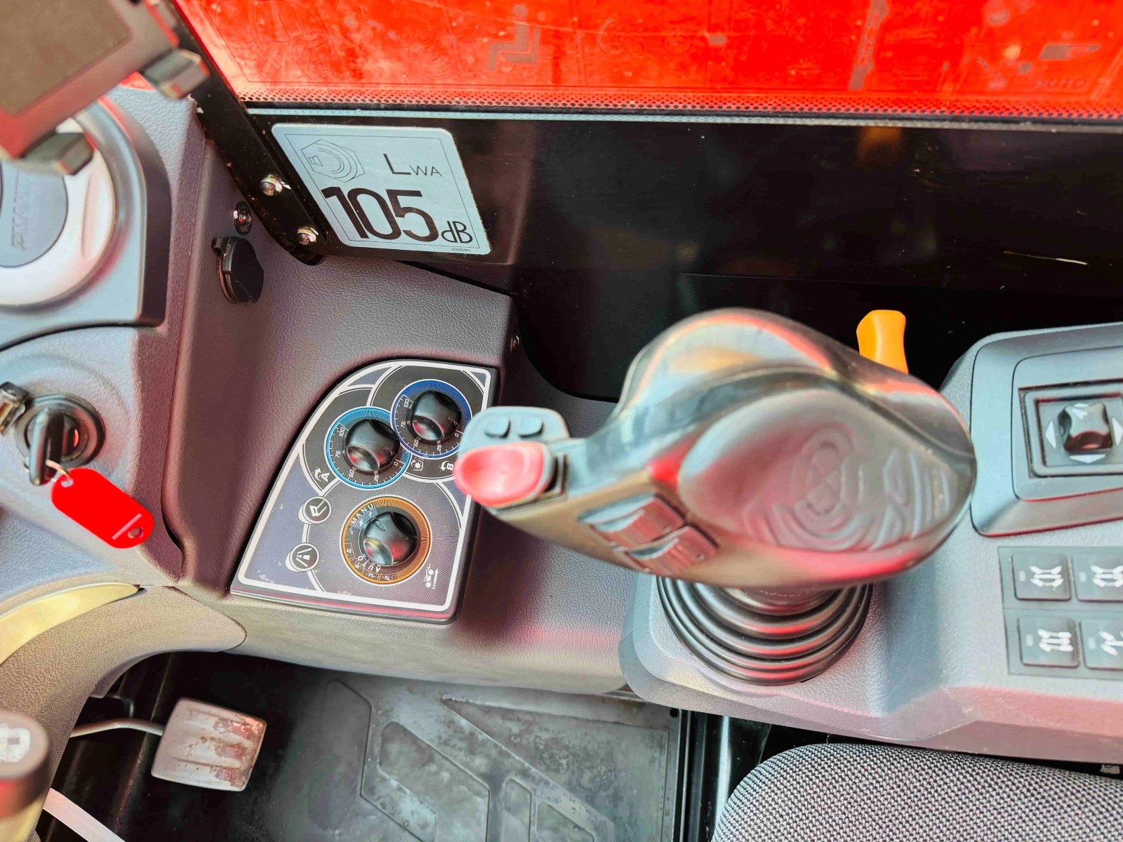   Manitou MLT 840-145 PS+ ELITE | Mobile.bg   16