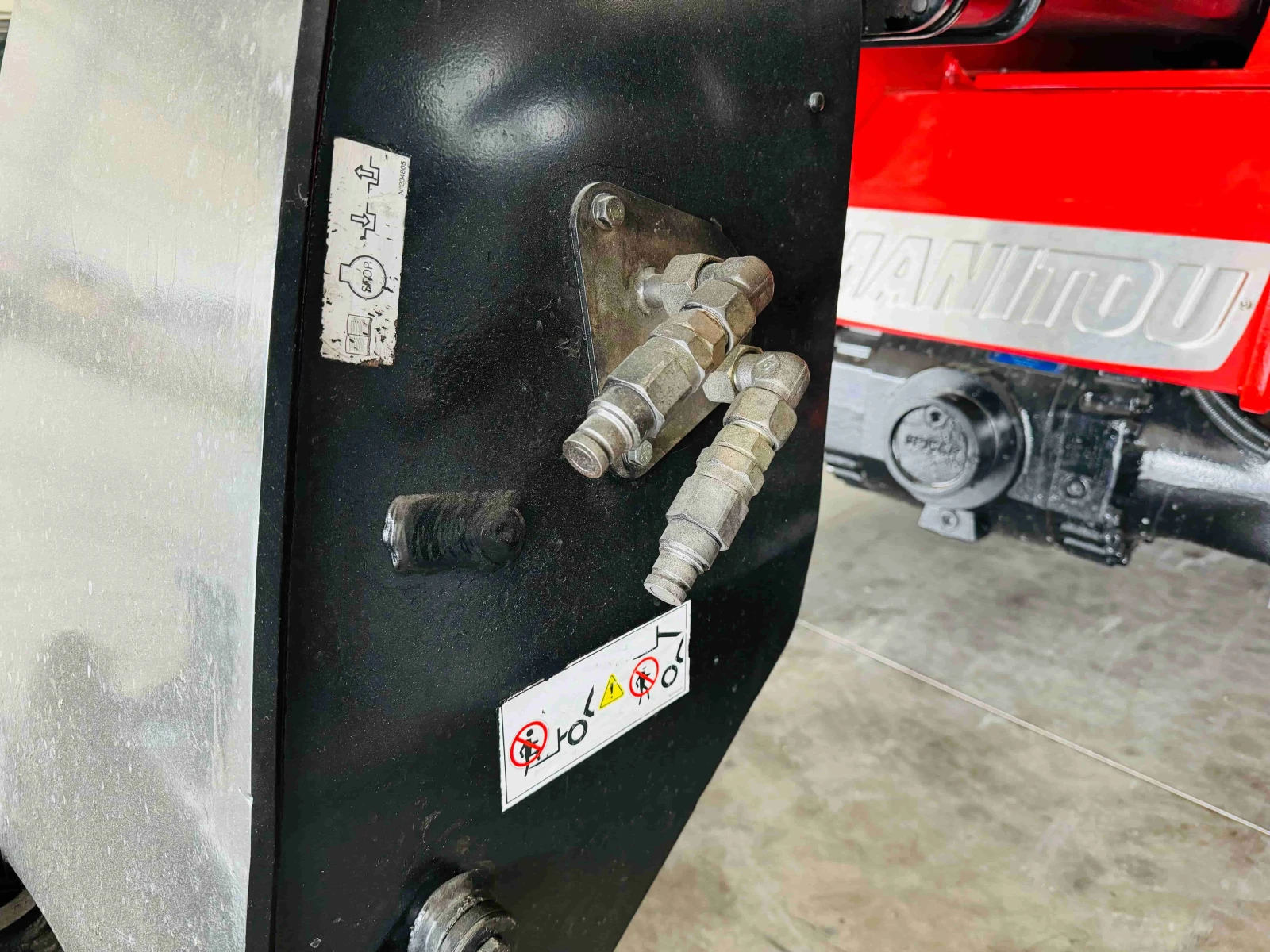   Manitou MLT 840-145 PS+ ELITE | Mobile.bg   11