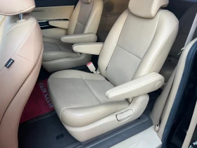 Kia Carnival 2.2 CRDI с ДДС 8+ 1 место, снимка 6