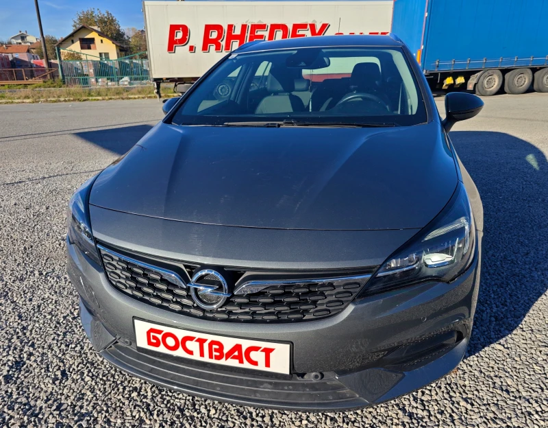 Opel Astra 1, 2 SportsTourer+ , снимка 1 - Автомобили и джипове - 47779700