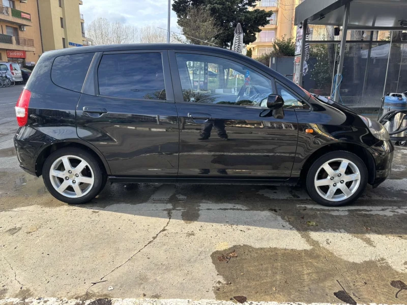 Honda Jazz, снимка 1 - Автомобили и джипове - 48252256