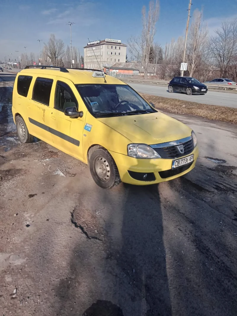 Dacia Logan, снимка 4 - Автомобили и джипове - 48556003