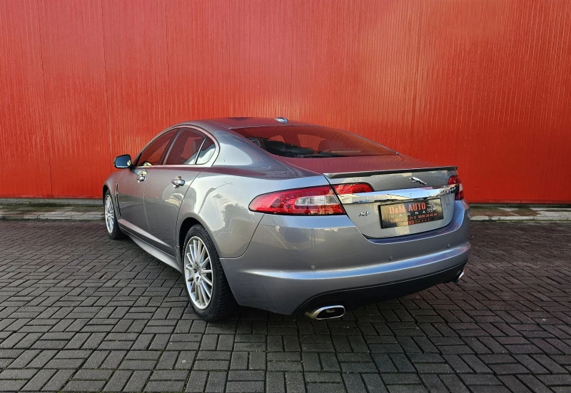 Jaguar Xf 3.0D V6 S, снимка 4 - Автомобили и джипове - 48626573