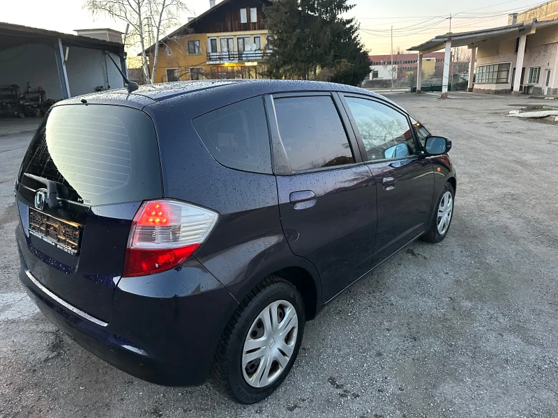 Honda Jazz, снимка 3 - Автомобили и джипове - 48747413