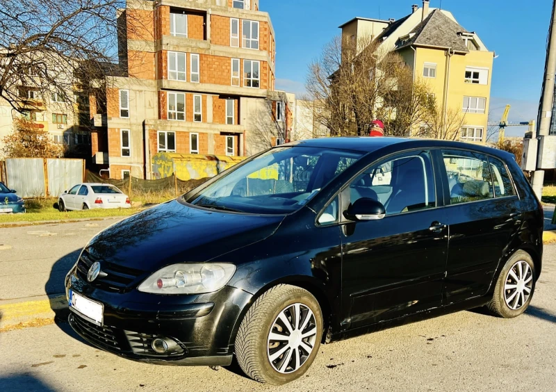 VW Golf Plus, снимка 1 - Автомобили и джипове - 48808633