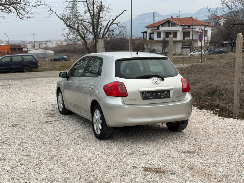 Toyota Auris 4D4 , снимка 5 - Автомобили и джипове - 49338778