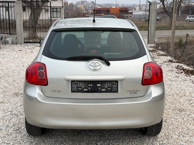 Toyota Auris 4D4 , снимка 9 - Автомобили и джипове - 49338778