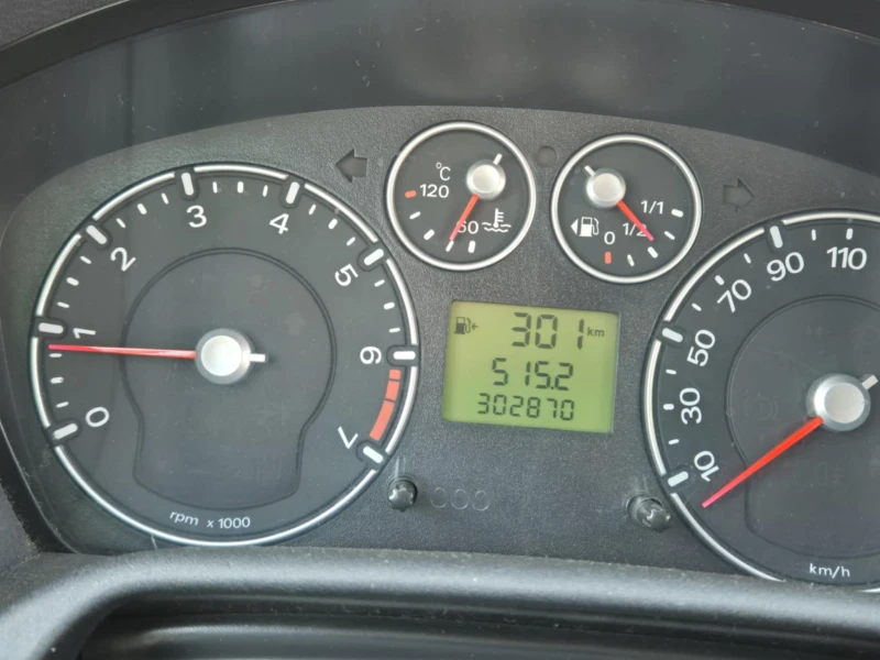 Ford Fusion 1.4 , снимка 8 - Автомобили и джипове - 52843352