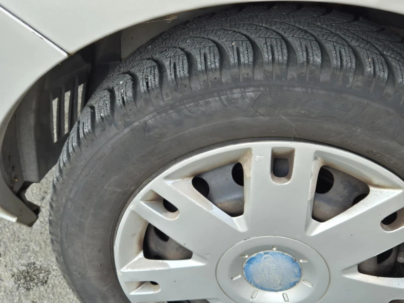 Ford Fusion 1.4 , снимка 10 - Автомобили и джипове - 52843352