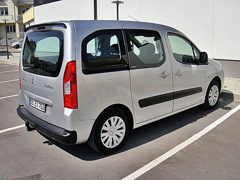 Citroen Berlingo 1.6 НDI ГЕРМАНИЯ, снимка 6 - Автомобили и джипове - 51950558