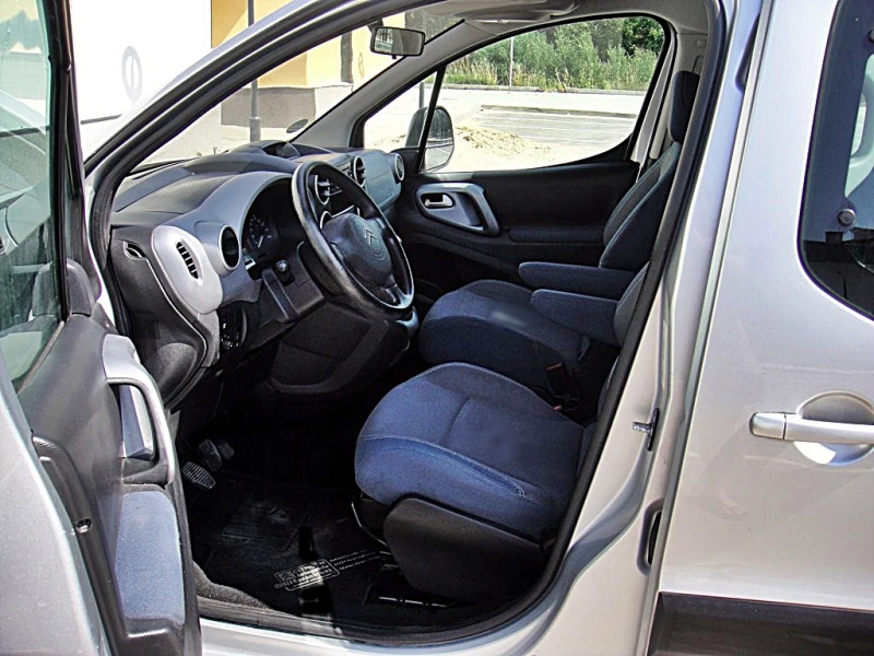 Citroen Berlingo 1.6 НDI ГЕРМАНИЯ, снимка 7 - Автомобили и джипове - 51950558