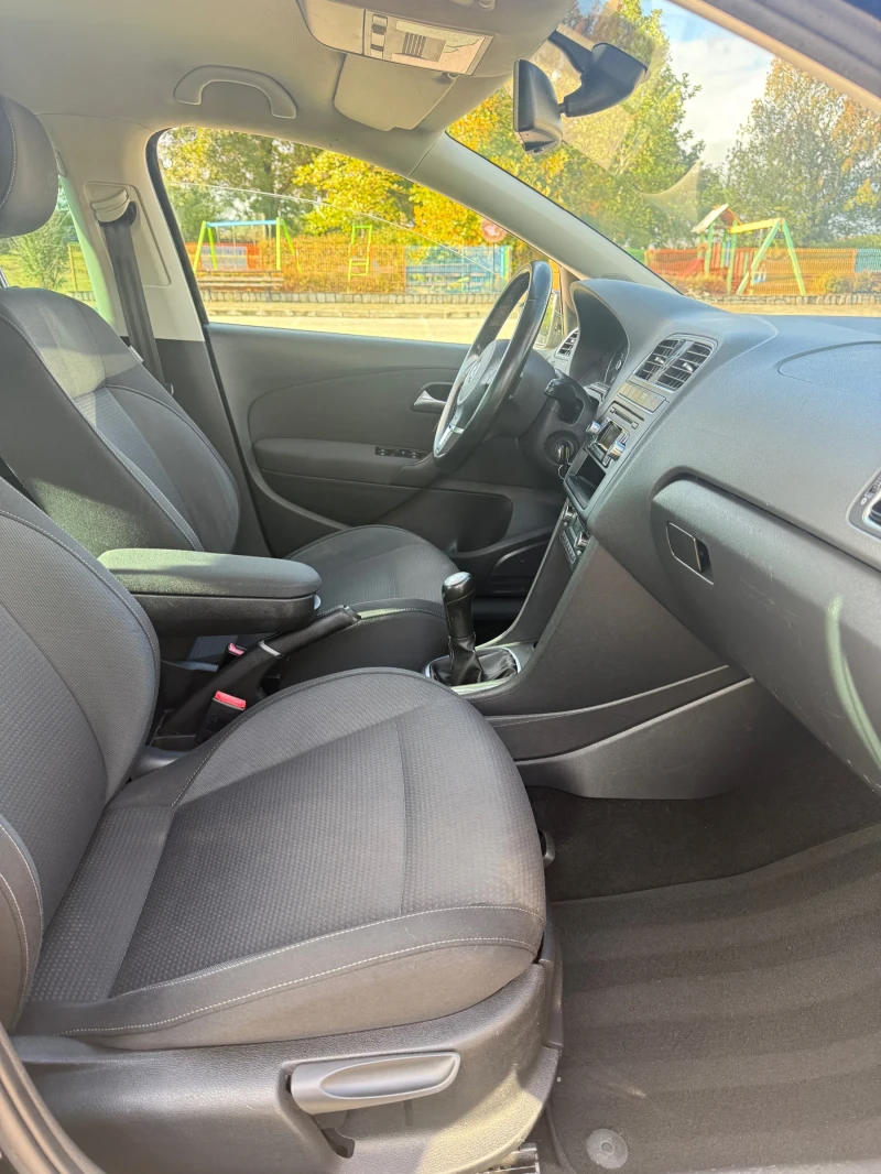 VW Polo 1.4 KLIMATRONIK, снимка 11 - Автомобили и джипове - 52001493
