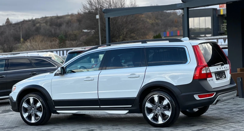 Volvo Xc70 CROSS COUNTRY* 2.4D* D5* NAVI* AVTOMATIK* TOP* , снимка 4 - Автомобили и джипове - 52504535