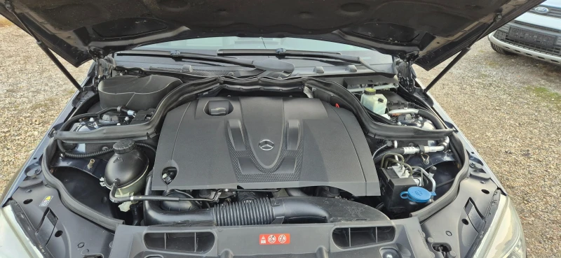 Mercedes-Benz C 220 2.2 CDI AVANTGARDE, снимка 16 - Автомобили и джипове - 52840472