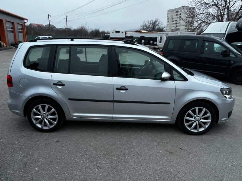 VW Touran 1.6TDI 105кс 6скорости, снимка 6 - Автомобили и джипове - 52875258