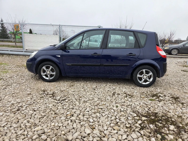 Renault Scenic 1.6* klima* , снимка 8 - Автомобили и джипове - 53022776