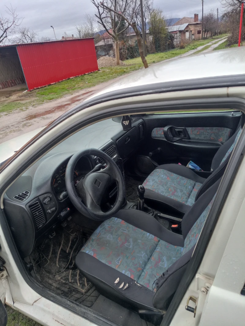 Seat Ibiza 1.4, снимка 5 - Автомобили и джипове - 53214246
