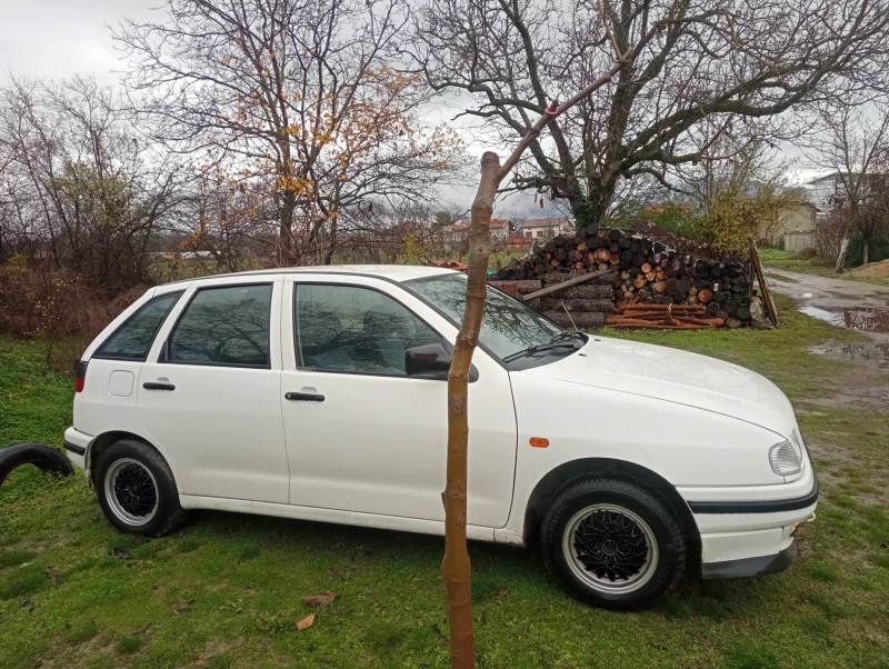 Seat Ibiza 1.4, снимка 2 - Автомобили и джипове - 53214246