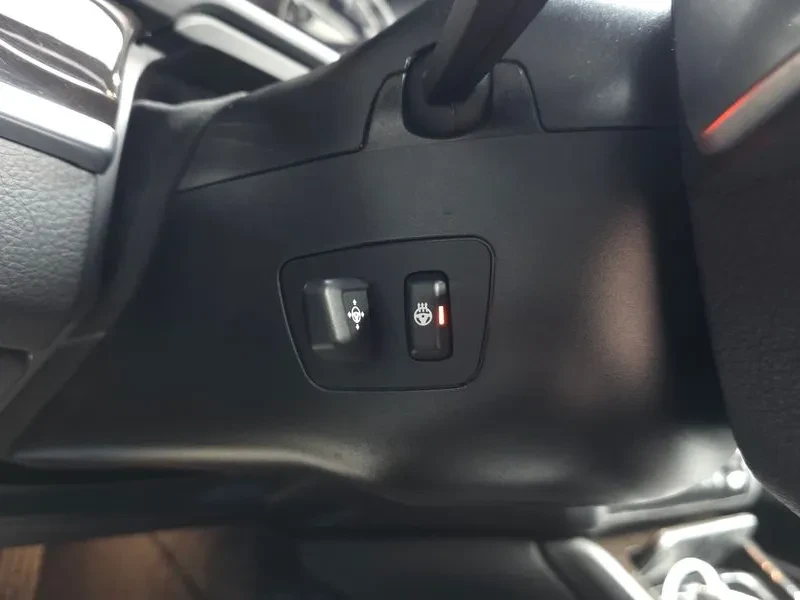 BMW 528 i, снимка 17 - Автомобили и джипове - 55146032