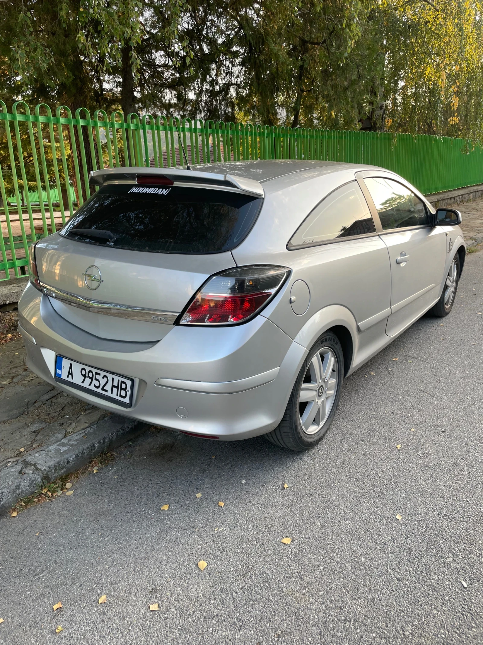 Opel Astra GTC - изображение 3