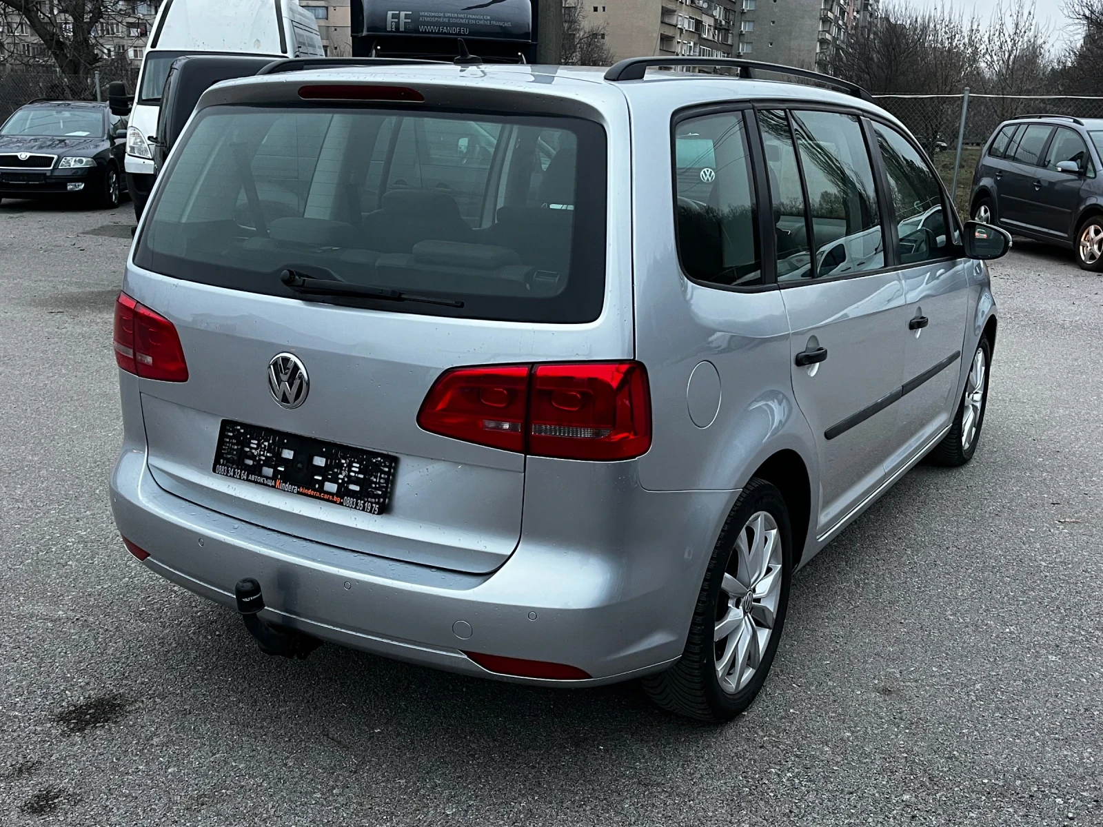 VW Touran 1.6TDI 105кс 6скорости - изображение 5