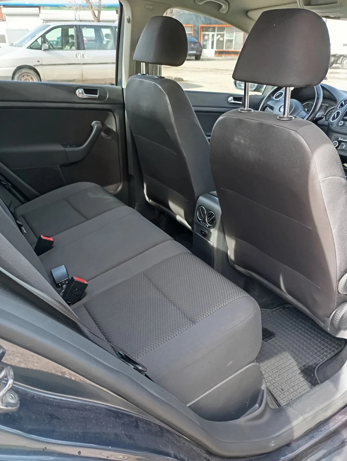 VW Golf Plus 1.6 TDI 105 k.s. | Mobile.bg � ����������� 1
